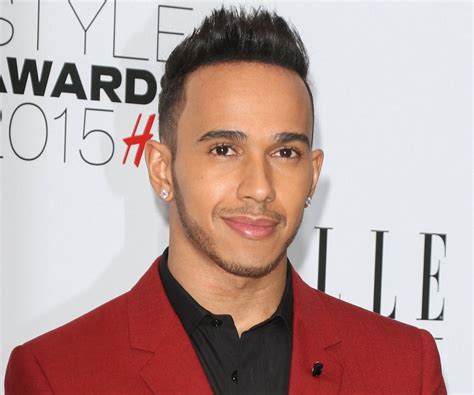 Lewis Hamilton Biography - Facts, Childhood, Family Life & Achievements