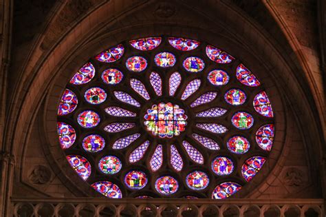 The Incredible Stained Glass of León Cathedral (Spain)