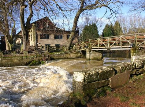 Footbridge over River Avon at Saxon Mill © David P Howard cc-by-sa/2.0 :: Geograph Britain and ...