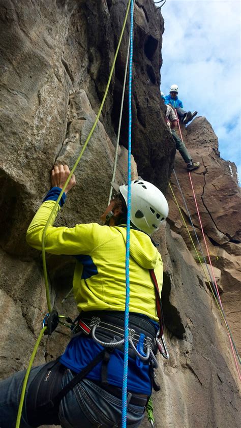 Stoney Point - Trad Climbing Techniques and Placements — SAANO ADVENTURES