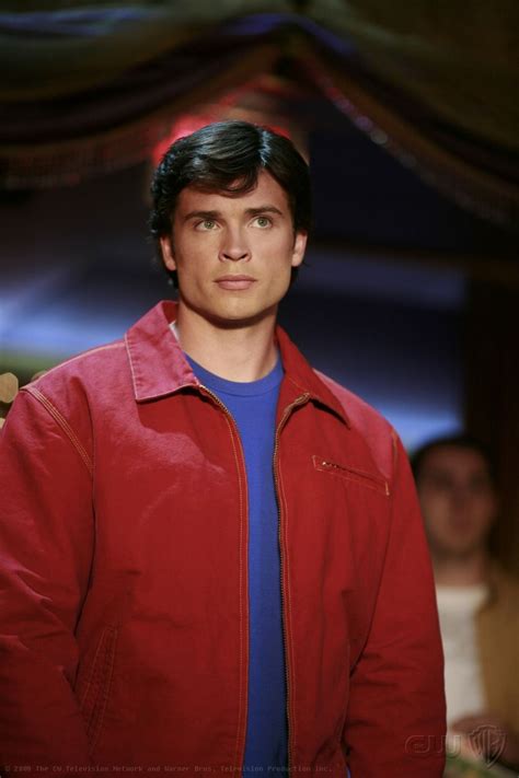 Clark Kent @Smallville | Smallville clark kent, Smallville, Tom welling smallville