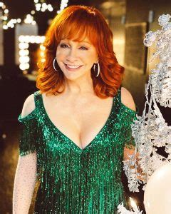 'Reba McEntire's Christmas In Tune': Where To Watch, What To Expect