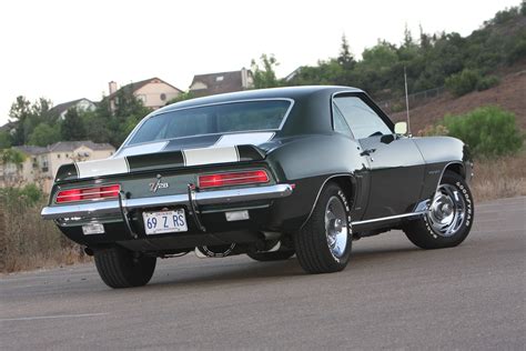 1969 Chevy Camaro - Back In Black - Super Chevy Magazine - Design Corral