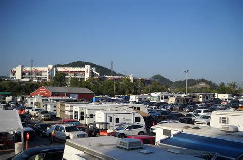 Bristol Motor Speedway Trackside Camping @ Lady's Camping | When We Say Trackside … We Mean It!