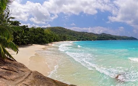 Anse Lazio Beach / Praslin / Seychelles // World Beach Guide