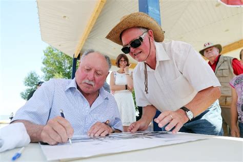 Gimli Glider Museum opens | Winnipeg Sun