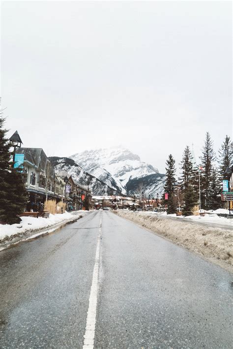 Why You Need to Visit Alberta This Winter - How to Embrace the Cold Weather