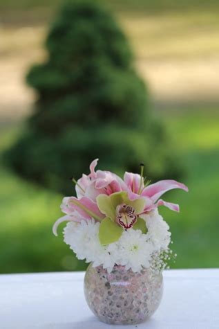 Free picture: crystal, vase, elegant, bouquet, flowers, pinkish, wedding, romance, decoration ...