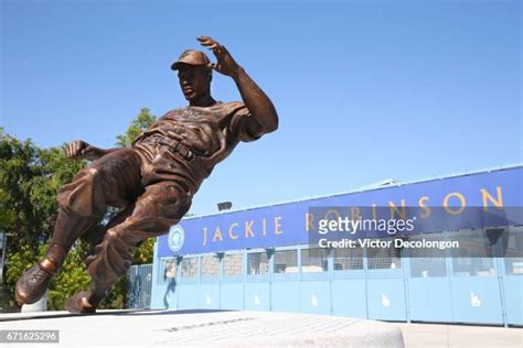 242 Statue Of Jackie Robinson Stock Photos, High-Res Pictures, and ...