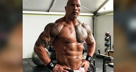 Dwayne "The Rock" Johnson Announces He Will Compete In A Bodybuilding ...