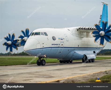 Antonov An-70 cargo plane – Stock Editorial Photo © dragunov #141160594