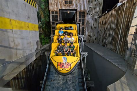 Jurassic Island-Interlink-Immersive Superflume-indoor themepark