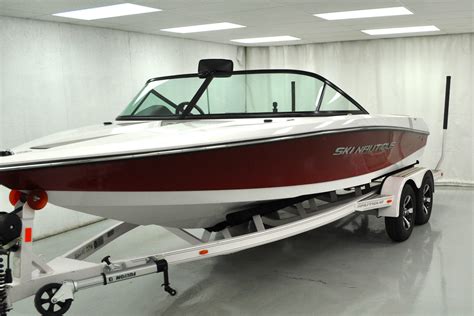 Correct Craft Ski Nautique 200 Closed-Bow boat for sale from USA