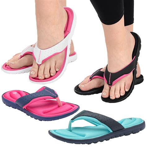 Athletic Works Women's Wide Width Memory Foam Thong Sandal Best Shower ...