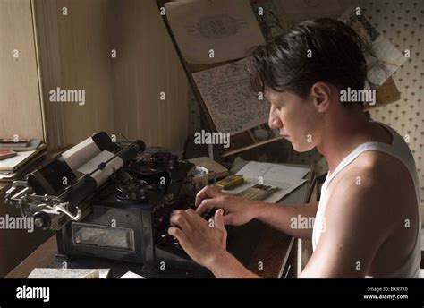 ATONEMENT (2007) JAMES MCAVOY JOE WRIGHT (DIR) 002 Stock Photo - Alamy