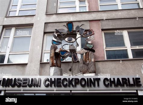 Museum Checkpoint Charlie - Mauermuseum - Berlin Deutschland Stockfotografie - Alamy