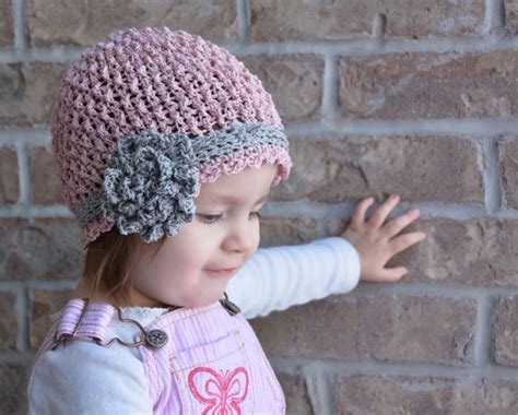 Items similar to Ava's Ripple Stitch Cloche Crochet Hat Pattern (251 ...