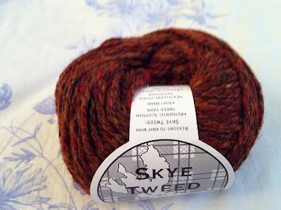 FINGERS' FANCY - a craft blog: De-Stash - Skye Tweed, Highland Brown Cow