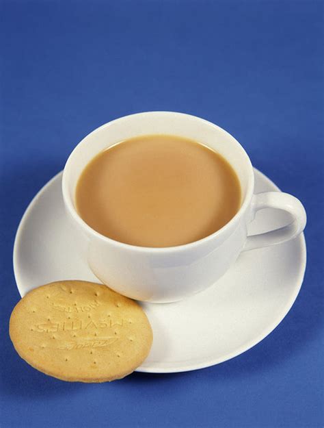 REVEALED: Scientists find the BEST BISCUIT for tea dunking... but do ...