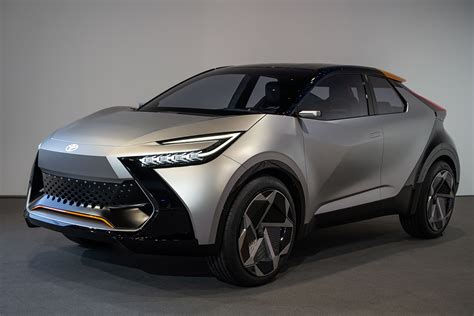 TOYOTA C-HR PROLOGUE, REALISTIC PROVOCATION - Auto&Design