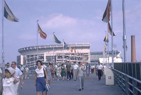 PODCAST: Shea Stadium - The Bowery Boys: New York City History