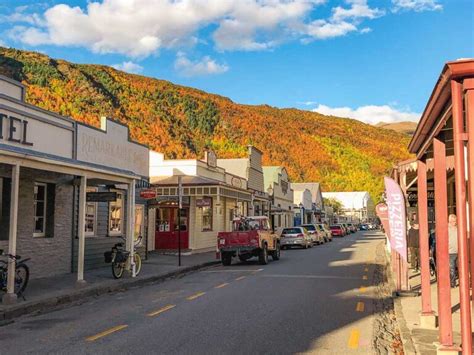 10 BEST Places to See Colours of Autumn in Arrowtown