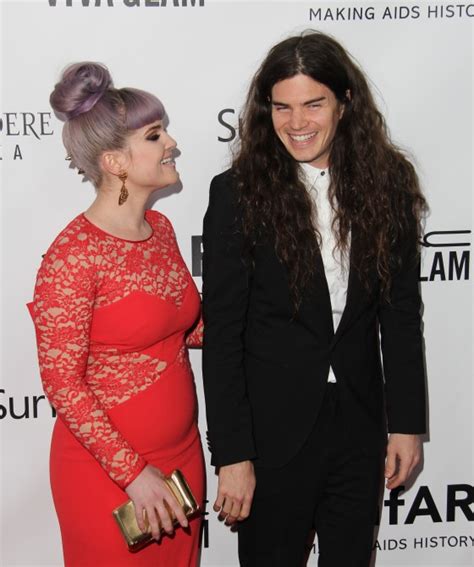 Kelly Osbourne and Matthew Mosshart Call Off Engagement - CelebMagnet