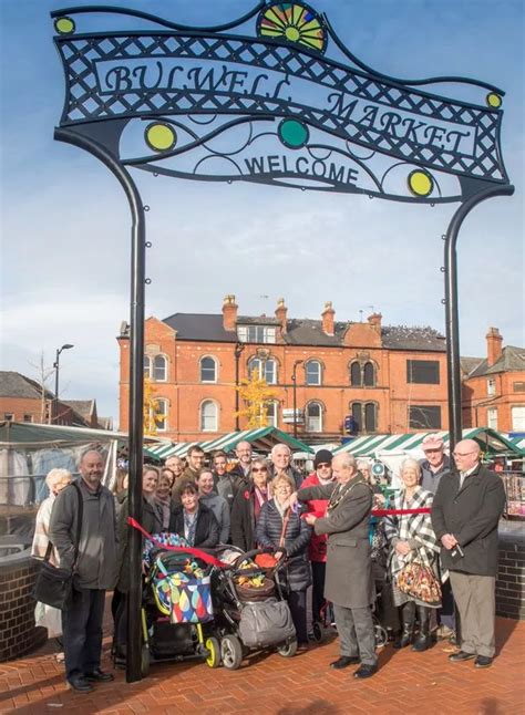 New archway nodding to history of Bulwell unveiled in town centre ...