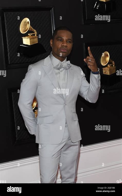 Kirk Franklin arrives at the 62nd Annual Grammy Awards red carpet held ...