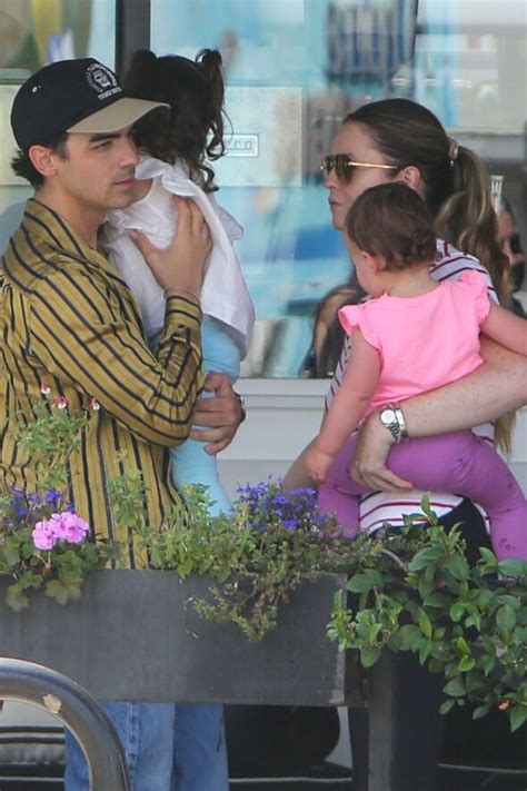 Joe Jonas spends quality time with daughters after filing for divorce ...