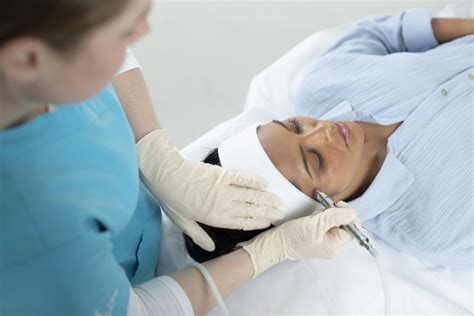 Blackheads - The Cosmetic Clinic