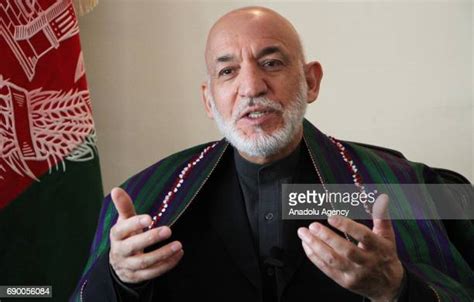 41 Former President Of Afghanistan Hamid Karzai Interview Stock Photos ...