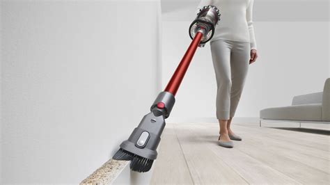 Buy the Dyson V11™ Outsize Vacuum Cleaner | Dyson Australia