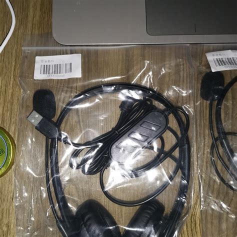 Selling PC headset with Noise Cancellation at 550.00 from City of ...