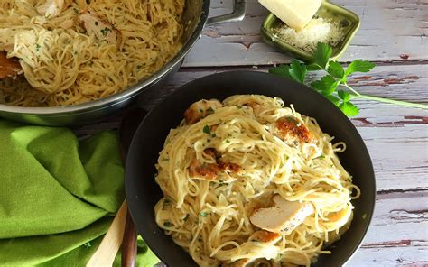 Angel Hair Pasta And Chicken With Creamy Garlic Sauce (in One Pan) EASY! - Recipe Winners