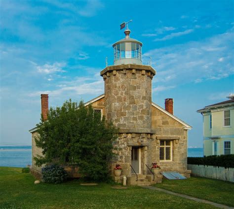 The 5 Best Lighthouses in New England - New England