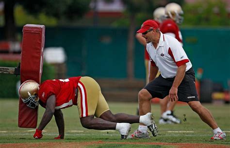 49ers' Hall of Famer Tom Rathman retires after 31 NFL seasons