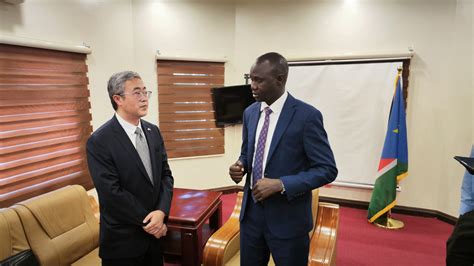 Amb. MA Qiang met Hon. Pal Mai Deng, Minister of Water Resources and Irrigation of South Sudan