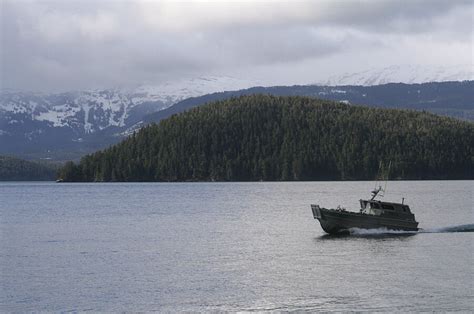 Exxon Valdez cleanup holds lessons for Gulf oil spill - CSMonitor.com