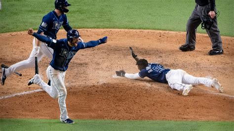 LeBron James reacts to epic ending to Tampa’s Game 4 World Series win