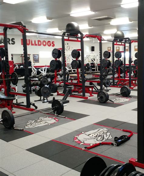 LaMars High School weight room retrofit with Perform-X Training Systems ...