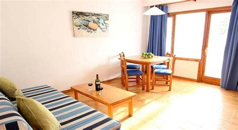 HOLIDAY PARK APARTMENTS (Santa Ponsa, Majorca) - Hotel Reviews, Photos & Price Comparison ...