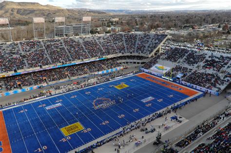 Game Day – Famous Idaho Potato Bowl