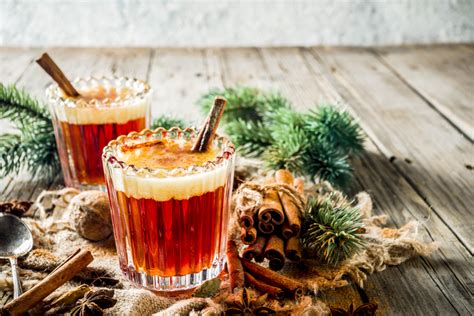 Hot Buttered Rum Cocktail | Recipe and Ingredients