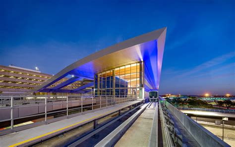 Tampa International Airport - Cancun Airport