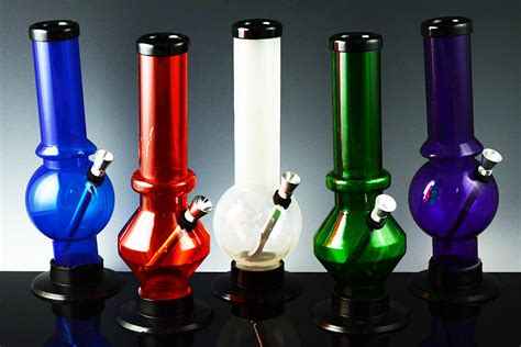 (US Made) 10" Medium Acrylic Water Pipe - WP154 | Wholesale Plastic Bongs