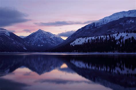 Cold running: Winter trail running in the Wallowas reveals an icy ...