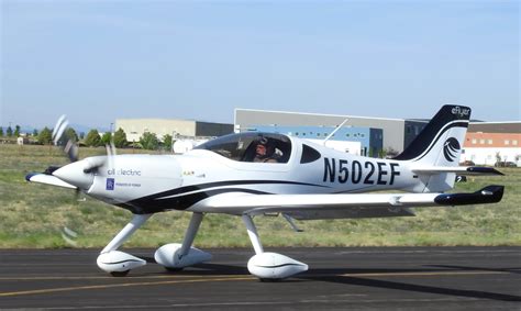 Electric Aircraft Pilot Training Is Arriving - CleanTechnica