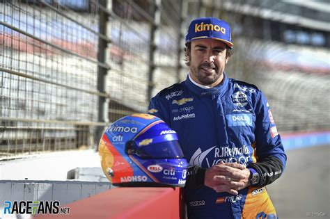 Fernando Alonso Alpine - El nuevo coche Alpine A521 de Fernando Alonso ...