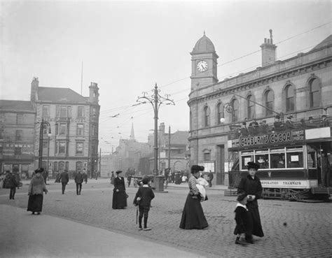 Old Edinburgh: 29 Amazing Vintage Photos Show the Capital of Scotland ...